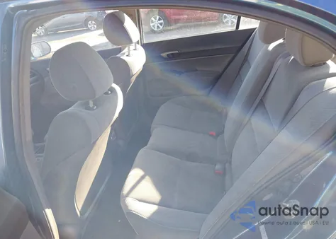 2009 Honda Civic Lx z USA, uszkodzony, nr VIN 19XFA16579E030732